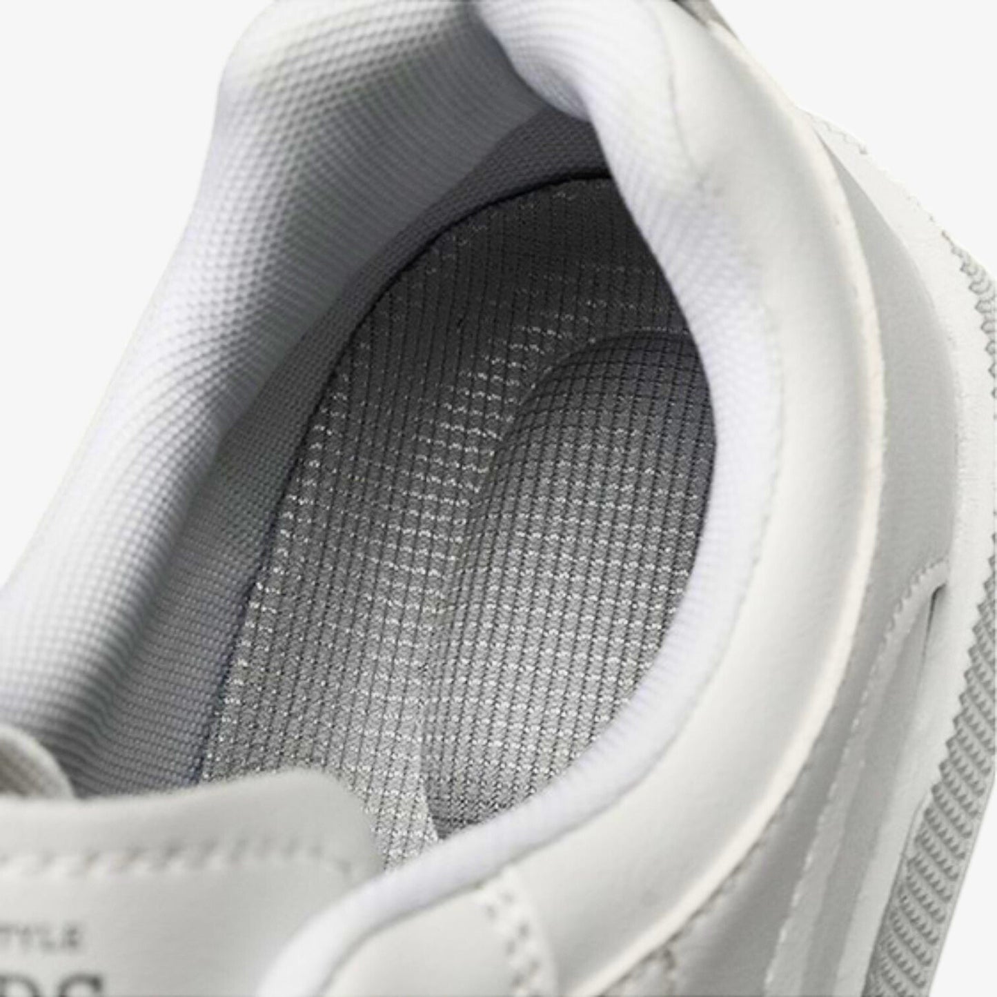 GUIDO | White Sneakers