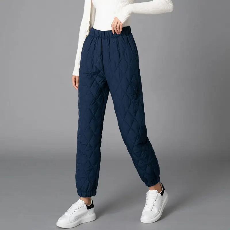 Elina™ | Diamond-quilted-housu